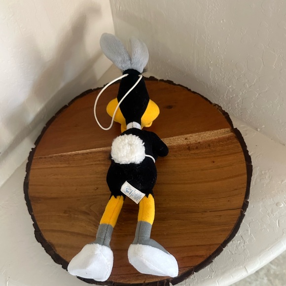 1994 Warner Bros. Looney Tunes Daffy Duck Dressed As Bugs Bunny by Applause - Picture 9 of 13